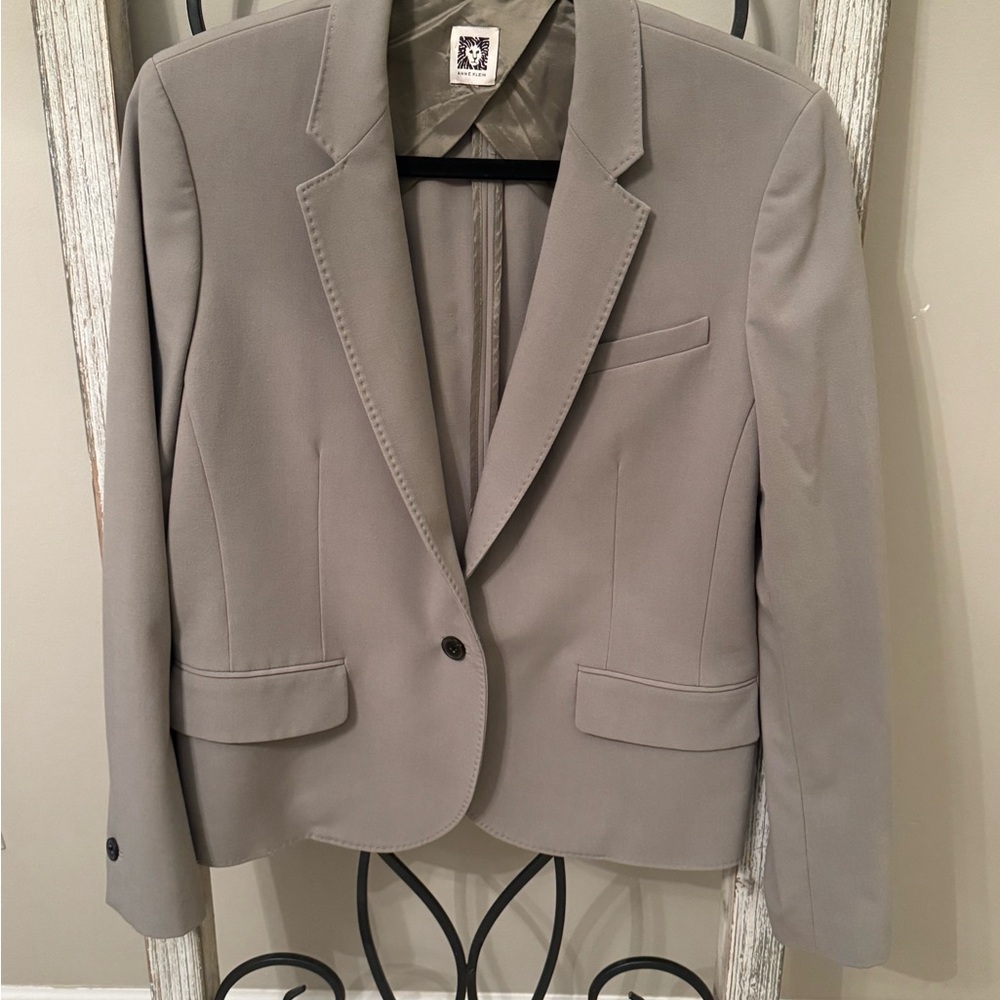 Anne Klein Stylish Gray Blazer with One Button Front Size Estimated 8